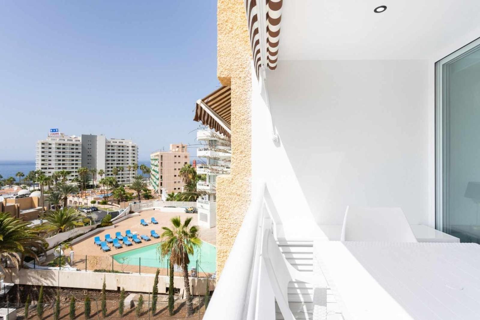Apartamento Lujo Borinquen 403 Vista Al Mar Playa Feñabe Exterior foto